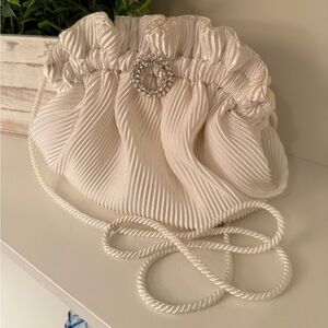 Grace Chuang New York Cream Color Evening Bridal Crossbody Bag Purse Vintage